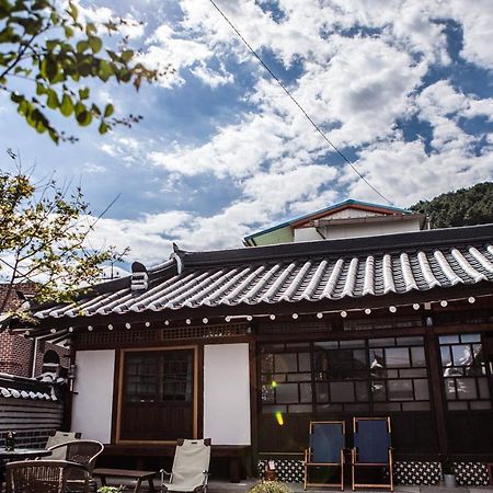 Bonghwangjae Hanok Guesthouse Gongju Buitenkant foto
